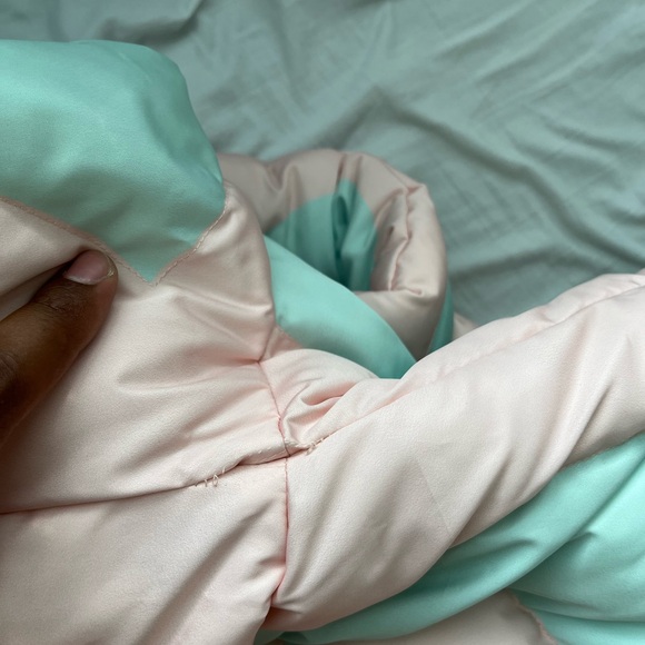 YITAI Pastel Bloom Quilted Puffer Jacket, Size XL (regular fit) - Picture 7 of 8